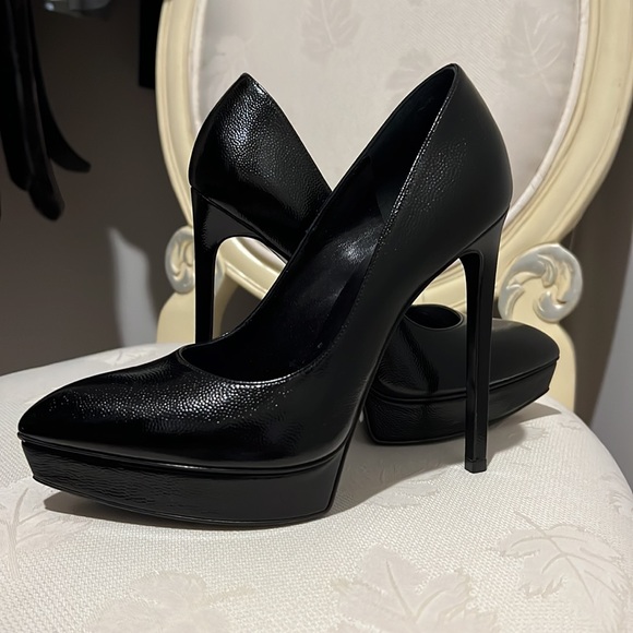 SAINT LAURENT BLACK LEATHER PLATFORM PUMPS - Picture 8 of 9
